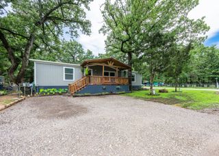 200 Pecos Drive, Mabank, TX 75156