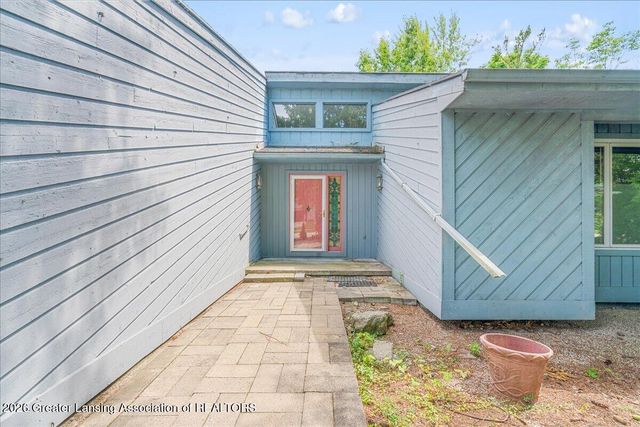 928 Whittier Drive, East Lansing, MI 48823