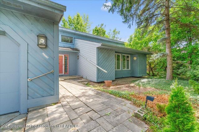 928 Whittier Drive, East Lansing, MI 48823