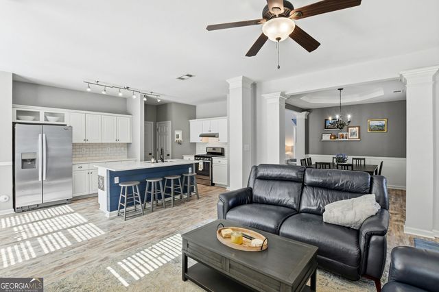 2116 Berryhill Circle SE, Smyrna, GA 30082