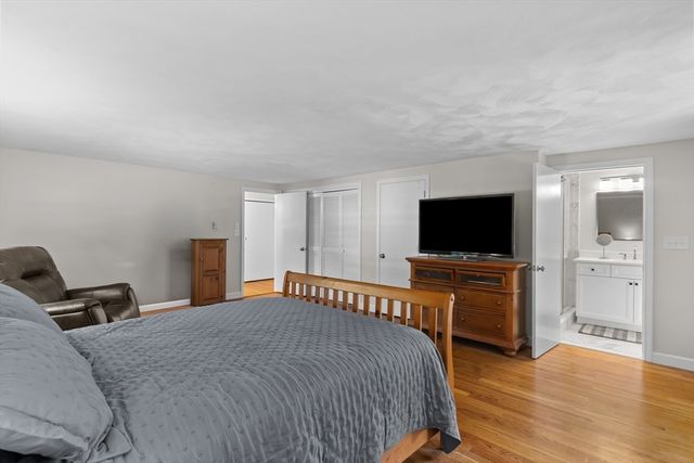6 Bryant Ave, Shrewsbury, MA 01545