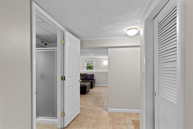 6 Bryant Ave, Shrewsbury, MA 01545