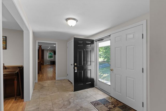 6 Bryant Ave, Shrewsbury, MA 01545