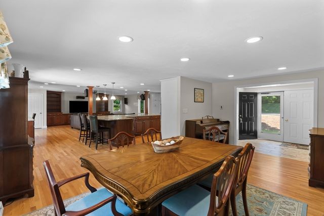 6 Bryant Ave, Shrewsbury, MA 01545