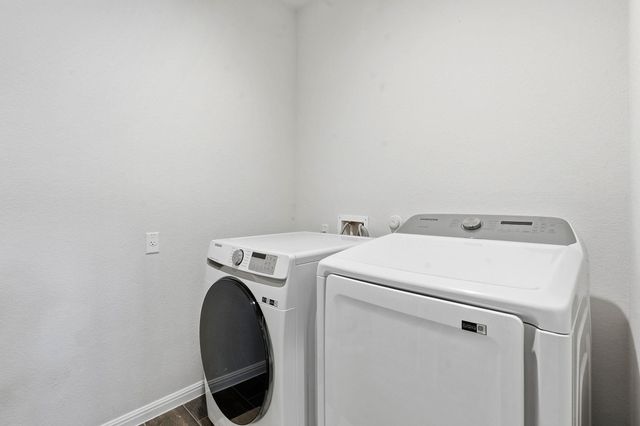 12413 Ostrich TRL, Manor, TX 78653