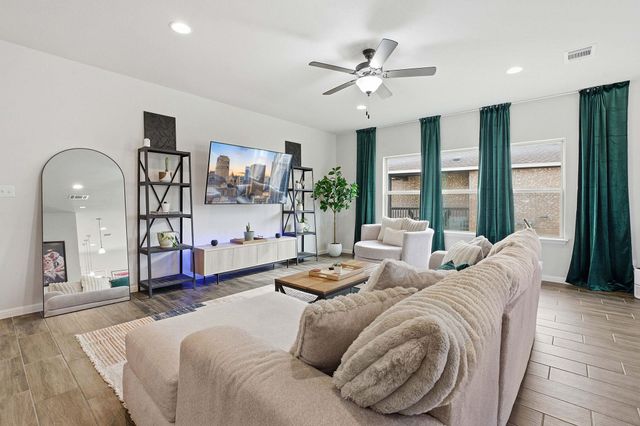 12413 Ostrich TRL, Manor, TX 78653