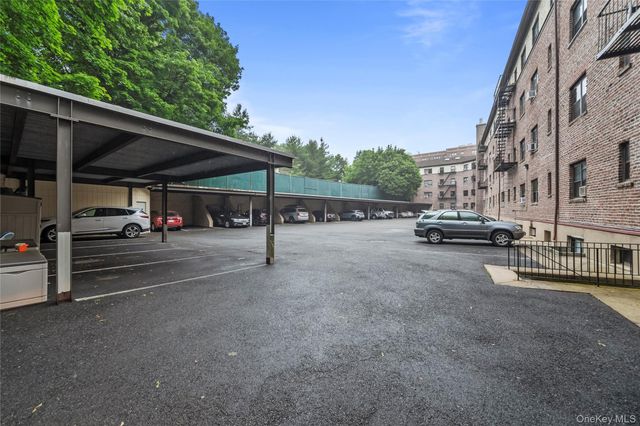 1440 Boston Post Road 8K, Larchmont, NY 10543