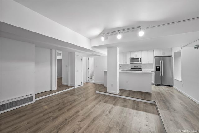 1440 Boston Post Road 8K, Larchmont, NY 10543