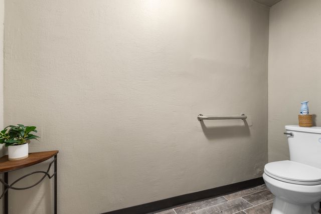 702 Cambridge Avenue, Rockford, IL 61102