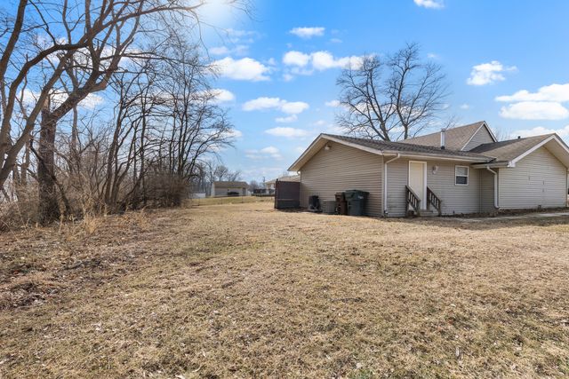 702 Cambridge Avenue, Rockford, IL 61102