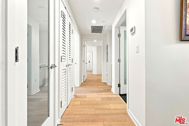 4240 Laurel Canyon Boulevard 305, Studio City (los Angeles), CA 91604
