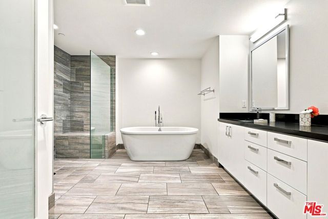 4240 Laurel Canyon Boulevard 305, Studio City (los Angeles), CA 91604
