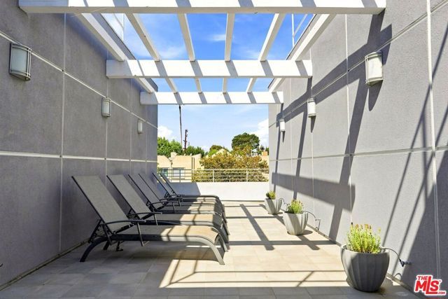4240 Laurel Canyon Boulevard 305, Studio City (los Angeles), CA 91604