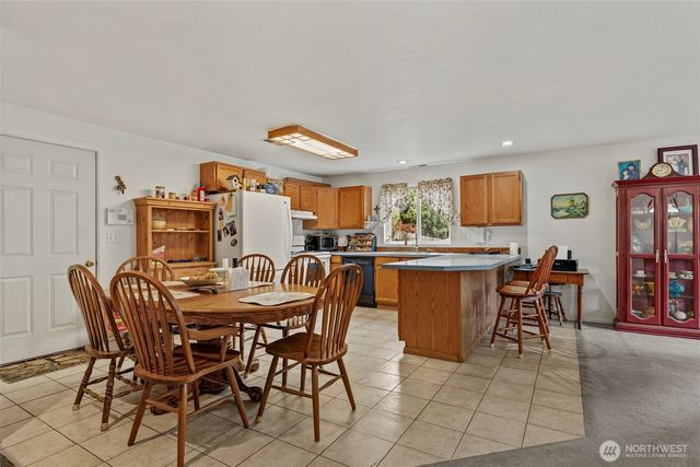 794 West Road, Sedro Woolley, WA 98284