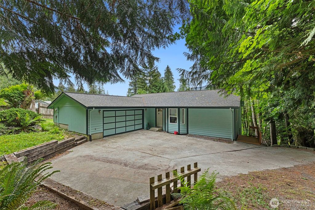 794 West Road, Sedro Woolley, WA 98284