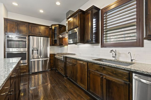 1214 Norwood Street, Mansfield, TX 76063