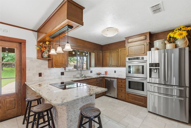1973 County Road 513, Stephenville, TX 76401