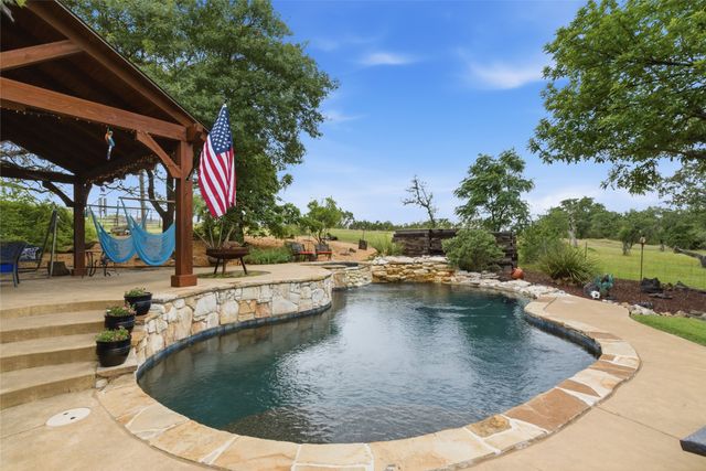 1973 County Road 513, Stephenville, TX 76401