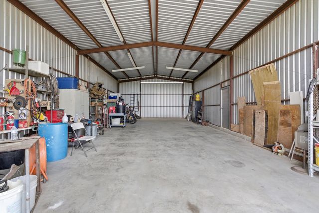 1973 County Road 513, Stephenville, TX 76401