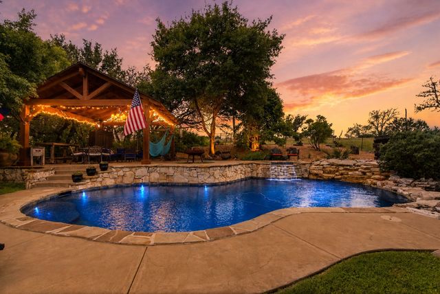 1973 County Road 513, Stephenville, TX 76401