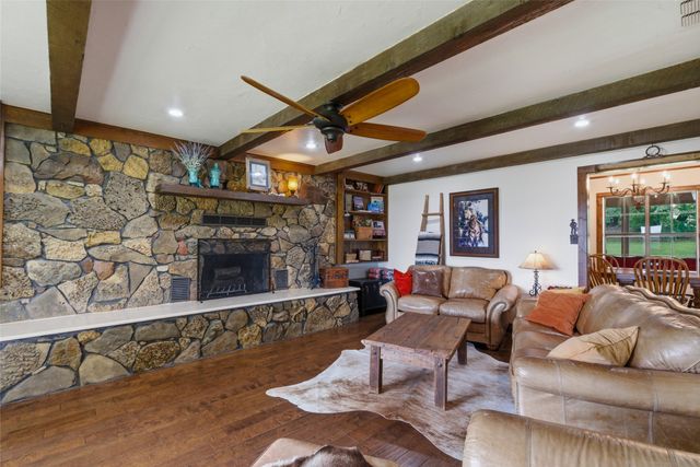 1973 County Road 513, Stephenville, TX 76401