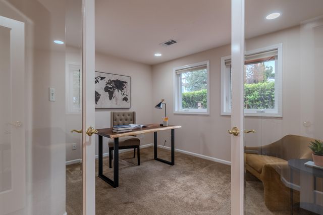 1911 Tamarack Place, Ashland, OR 97520