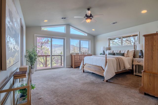 1911 Tamarack Place, Ashland, OR 97520