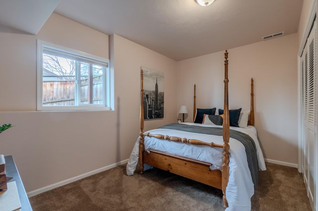 1911 Tamarack Place, Ashland, OR 97520