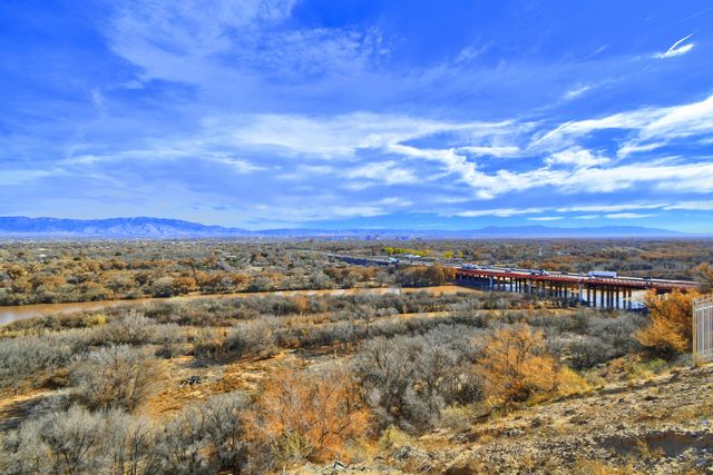 2312 La Vista Court NW, Albuquerque, NM 87120