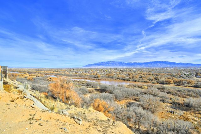 2312 La Vista Court NW, Albuquerque, NM 87120