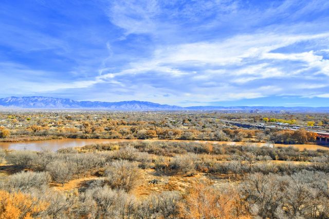 2312 La Vista Court NW, Albuquerque, NM 87120