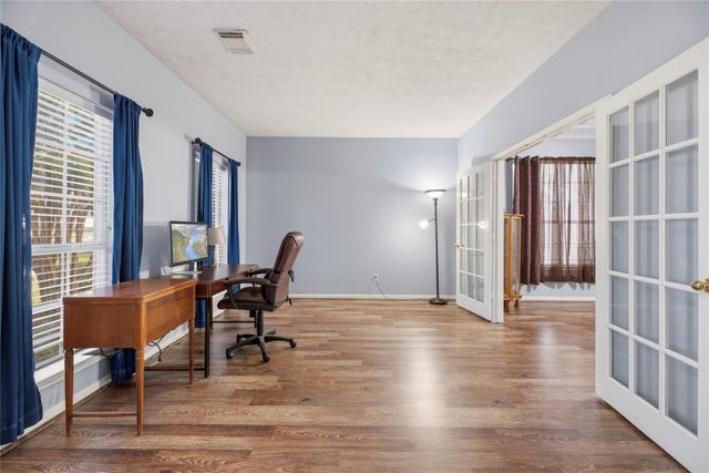 8907 W Rayford Road, Tomball, TX 77375