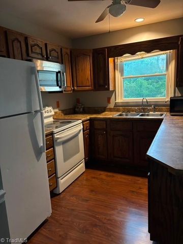 3686 Spainhour Mill Road, Tobaccoville, NC 27050