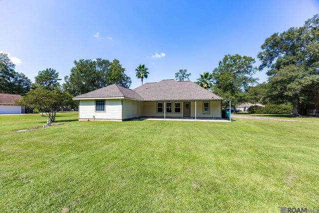 45379 Tanglewood Dr, Hammond, LA 70401
