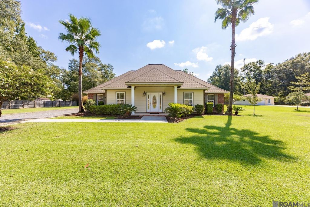 45379 Tanglewood Dr, Hammond, LA 70401