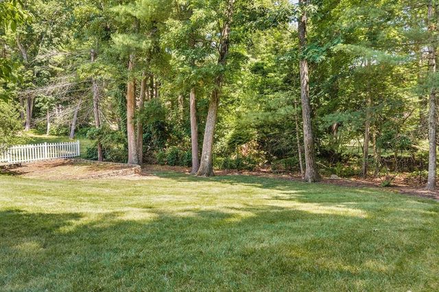7 Sherborne Cir, Ashland, MA 01721