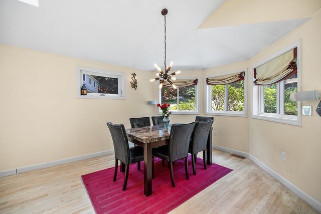 7 Sherborne Cir, Ashland, MA 01721