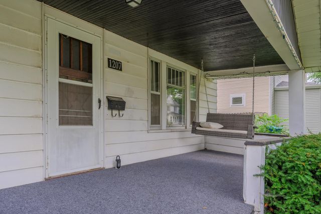 1207 Bertch, Waterloo, IA 50702