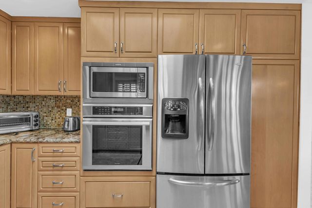 10 Colgate Drive, Rancho Mirage, CA 92270