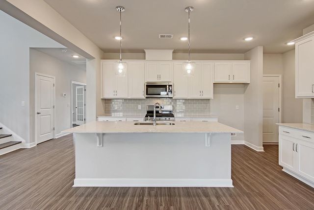 3019 Macaron Court, Ravenel, SC 29470