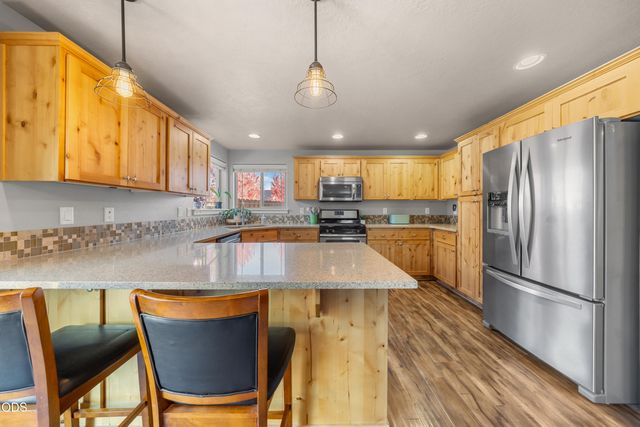 1311 NW 21st Street, Redmond, OR 97756