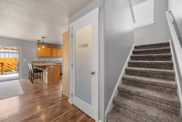 1311 NW 21st Street, Redmond, OR 97756
