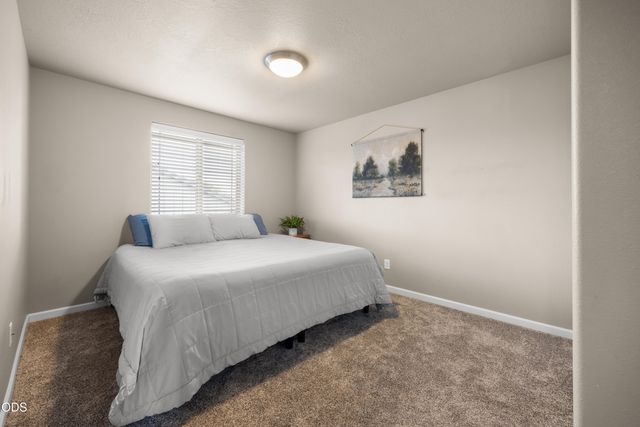 1311 NW 21st Street, Redmond, OR 97756