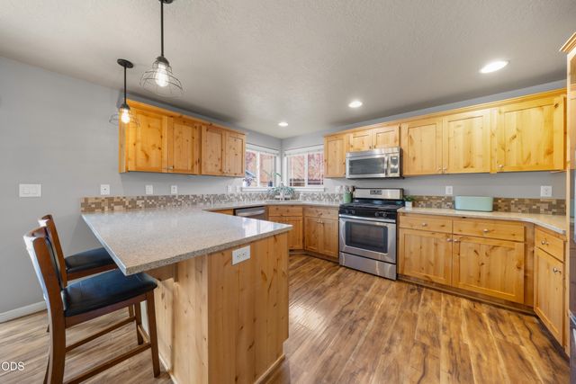 1311 NW 21st Street, Redmond, OR 97756