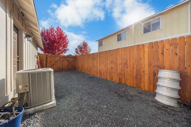 1311 NW 21st Street, Redmond, OR 97756