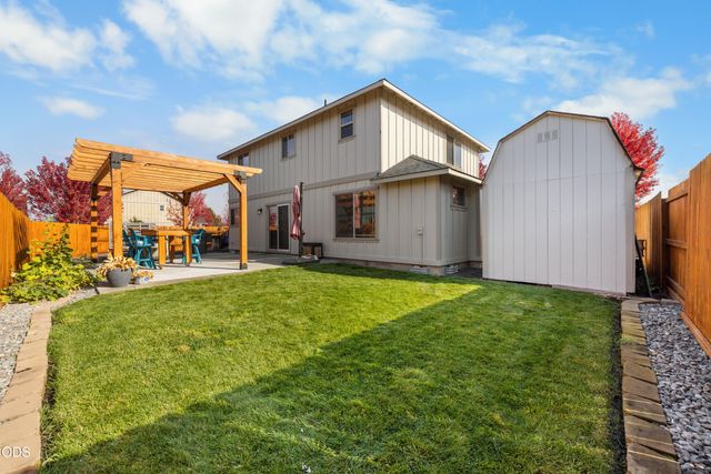 1311 NW 21st Street, Redmond, OR 97756