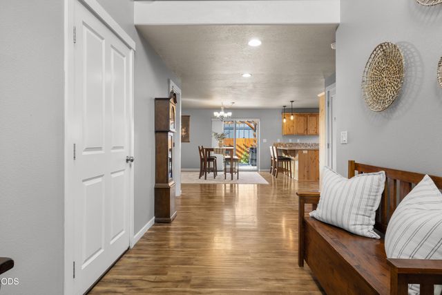 1311 NW 21st Street, Redmond, OR 97756