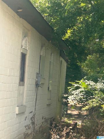 528 1ST STREET SW, Birmingham, AL 35211