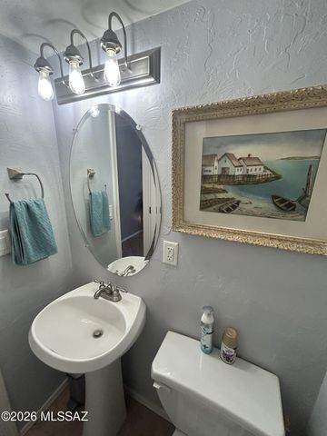 905 N Venice Ave Apt A, Tucson, AZ 85711