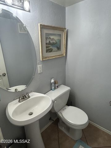 905 N Venice Ave Apt A, Tucson, AZ 85711